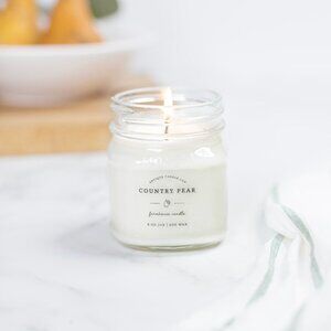 Country Pear Scented Candle